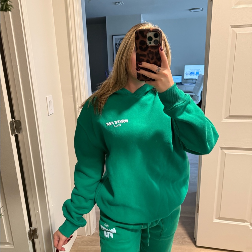 Green White Fox Boutique Hoodie and Sweatpants Set - Picture 12 of 12